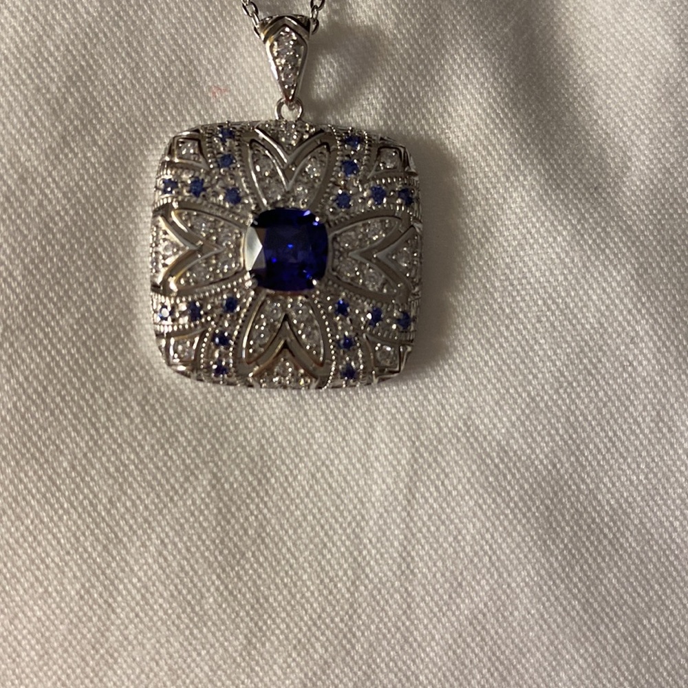 JTV 18” Bella Luce Esotica Tanzanite pendant - Picture 8 of 14